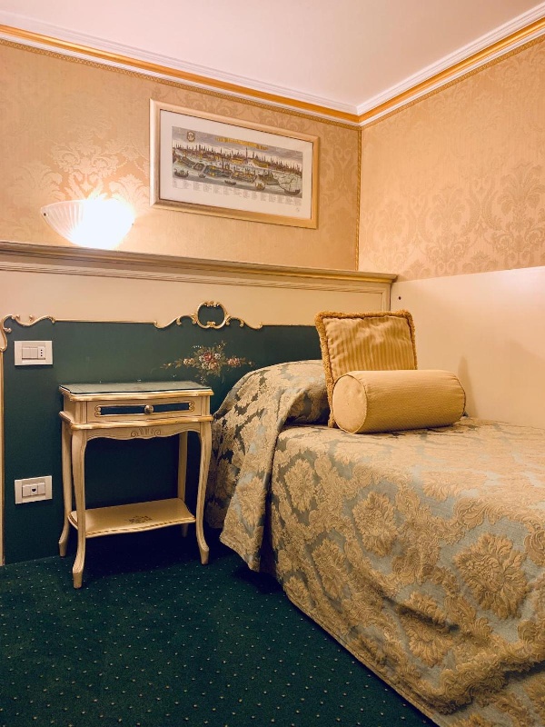 Hotel Becher image 5